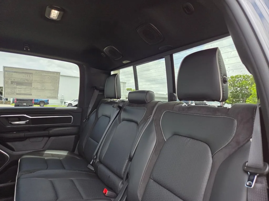 New 2026 Diamond Black Crystal Pearl-Coat Exterior Paint RAM Laramie image 8