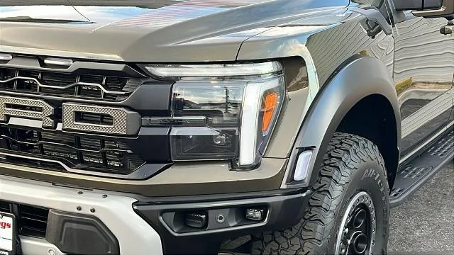 New 2026 Shelter Green Ford Raptor® image 25