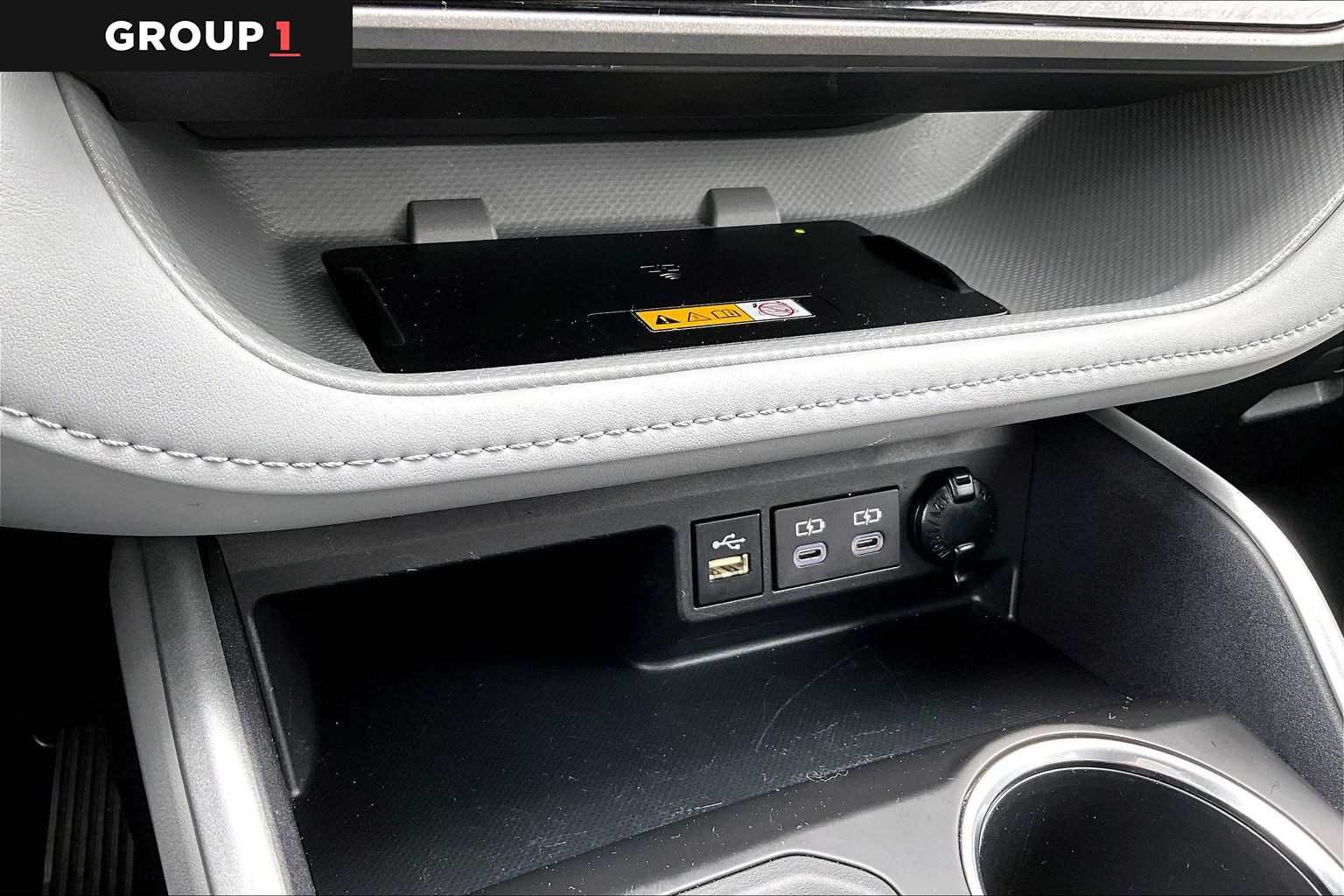 2025 Toyota Highlander XLE - Photo 36