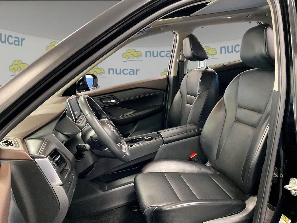 Used 2023 Black Nissan SV image 10