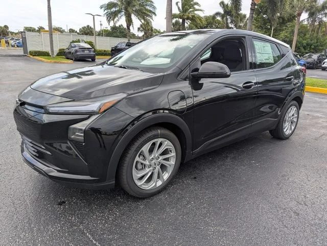 New 2027 Mosaic Black Metallic Chevrolet LT image 3