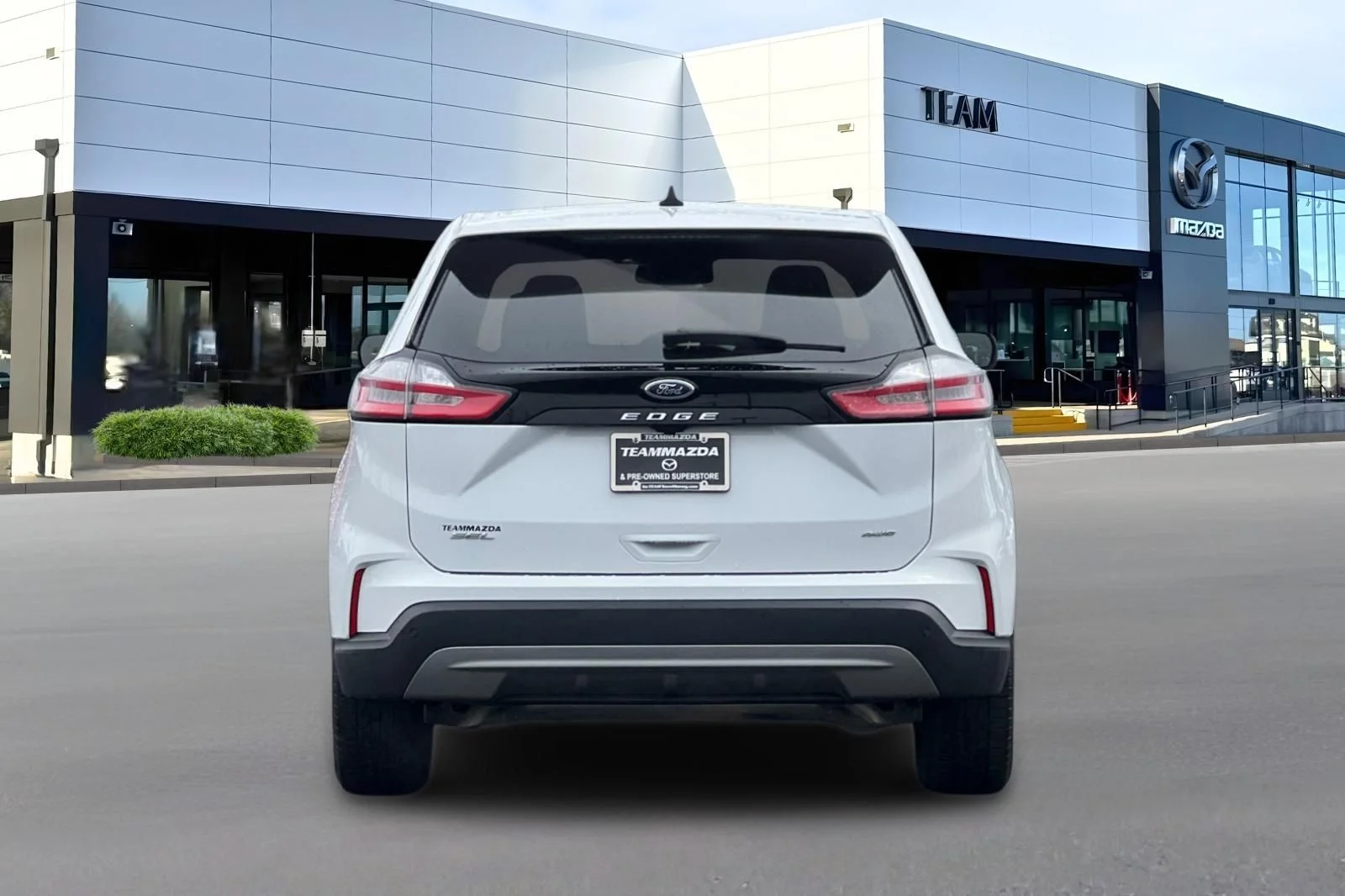 Used 2024 White Ford SEL image 5