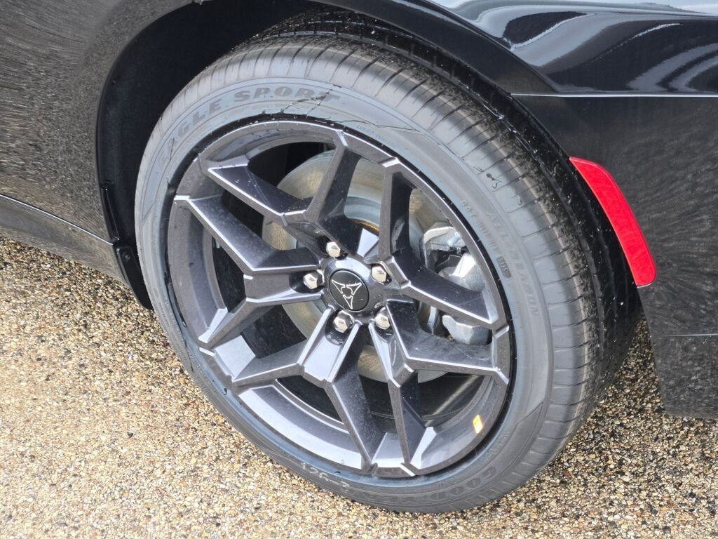 New 2026 Diamond Black Crystal Pearlcoat Dodge Scat Pack image 14