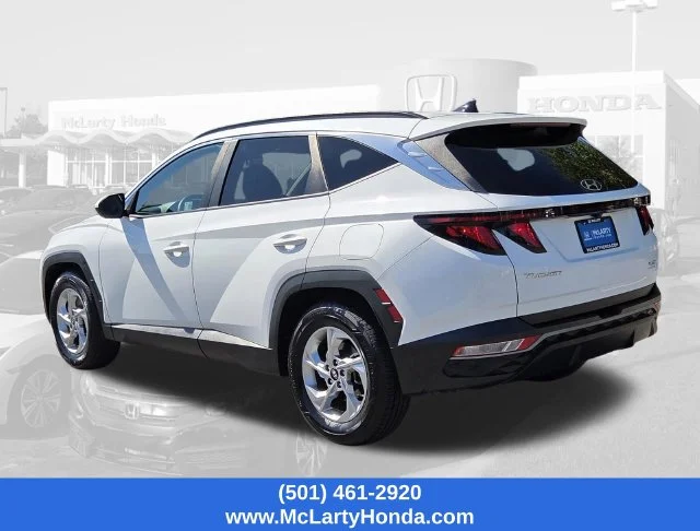Used 2024 White Hyundai SEL image 3