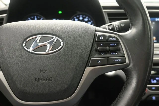 Used 2018 Silver Hyundai Value Edition image 27