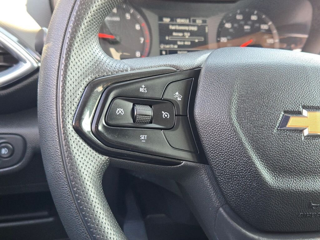 Used 2023 Gray Chevrolet LT image 27