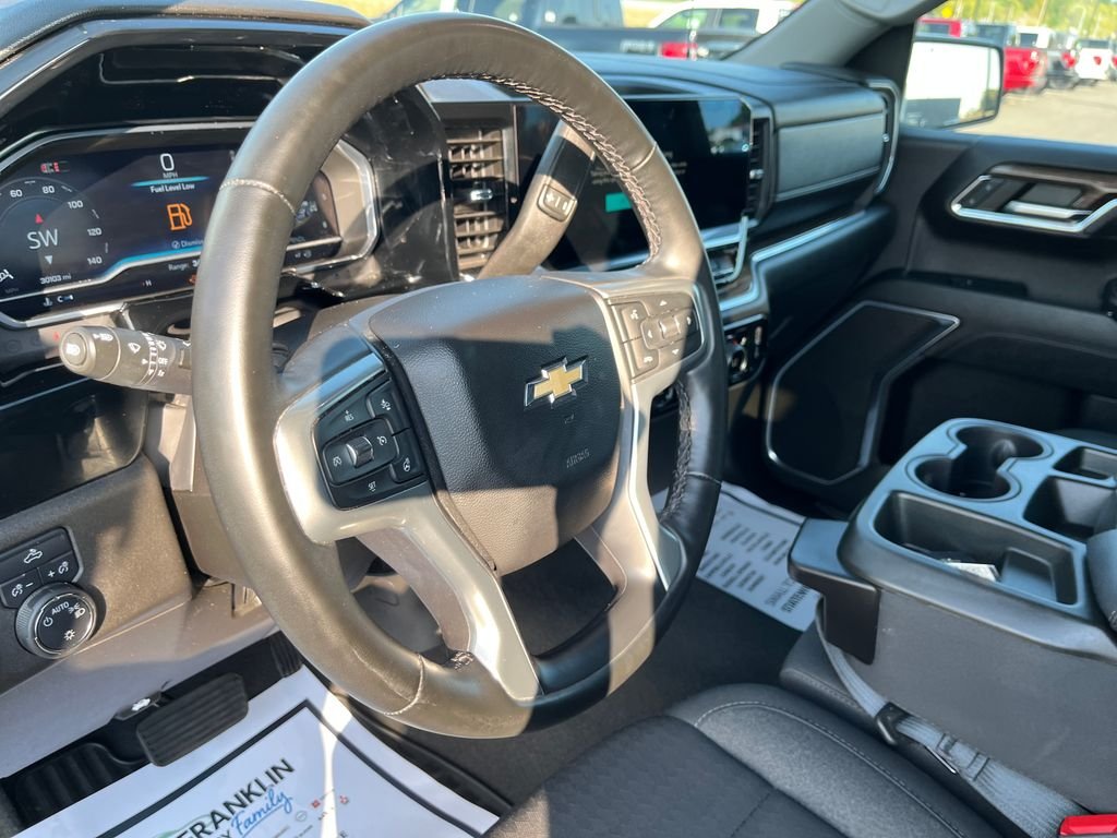 Used 2024 White Chevrolet LT image 15