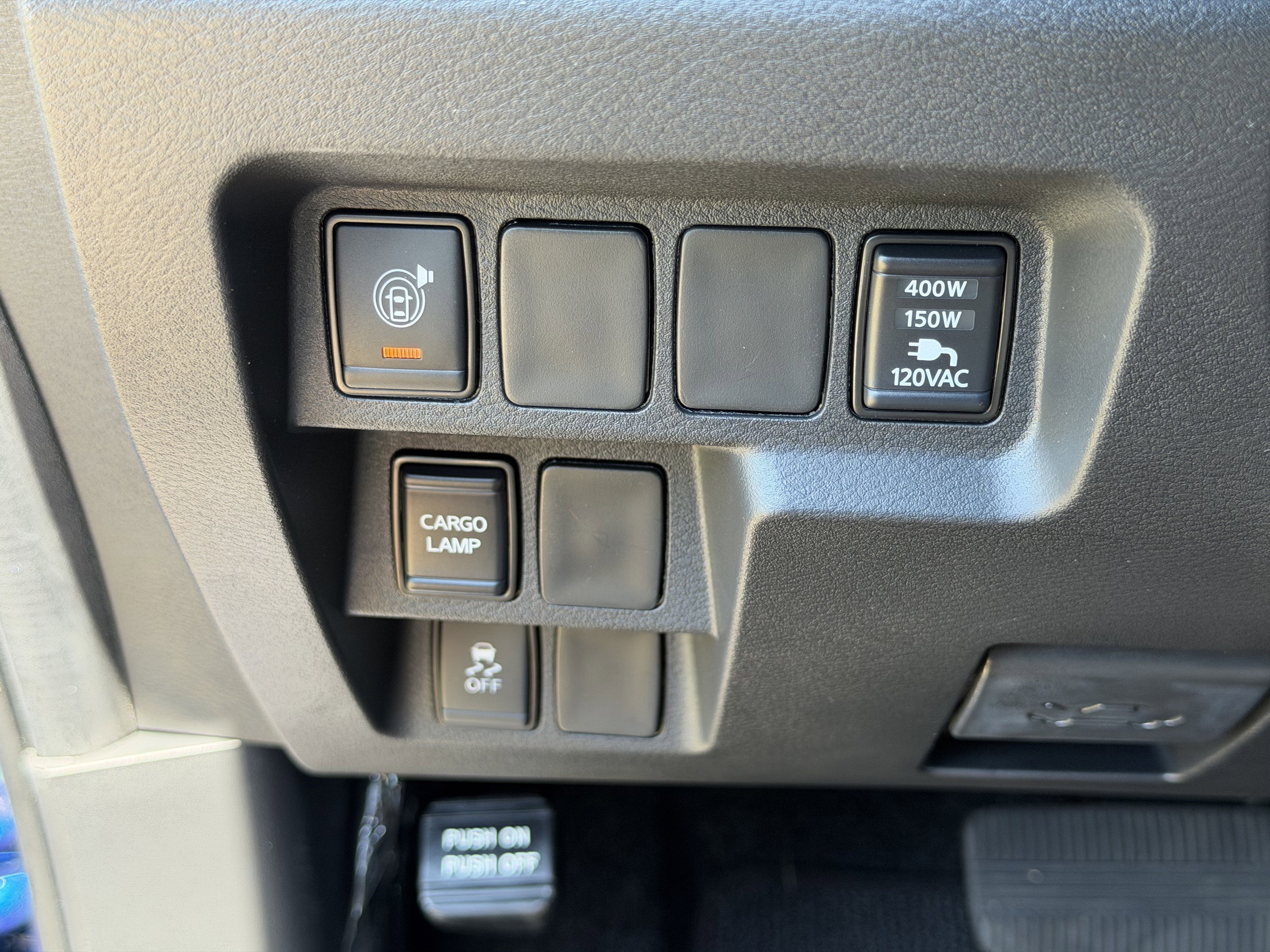 New 2026 Bluestone Pearl Nissan Crew Cab SV image 17