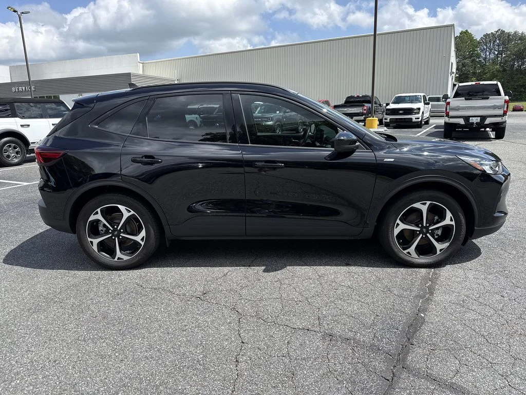 Used 2025 Black Ford ST-Line Select image 8
