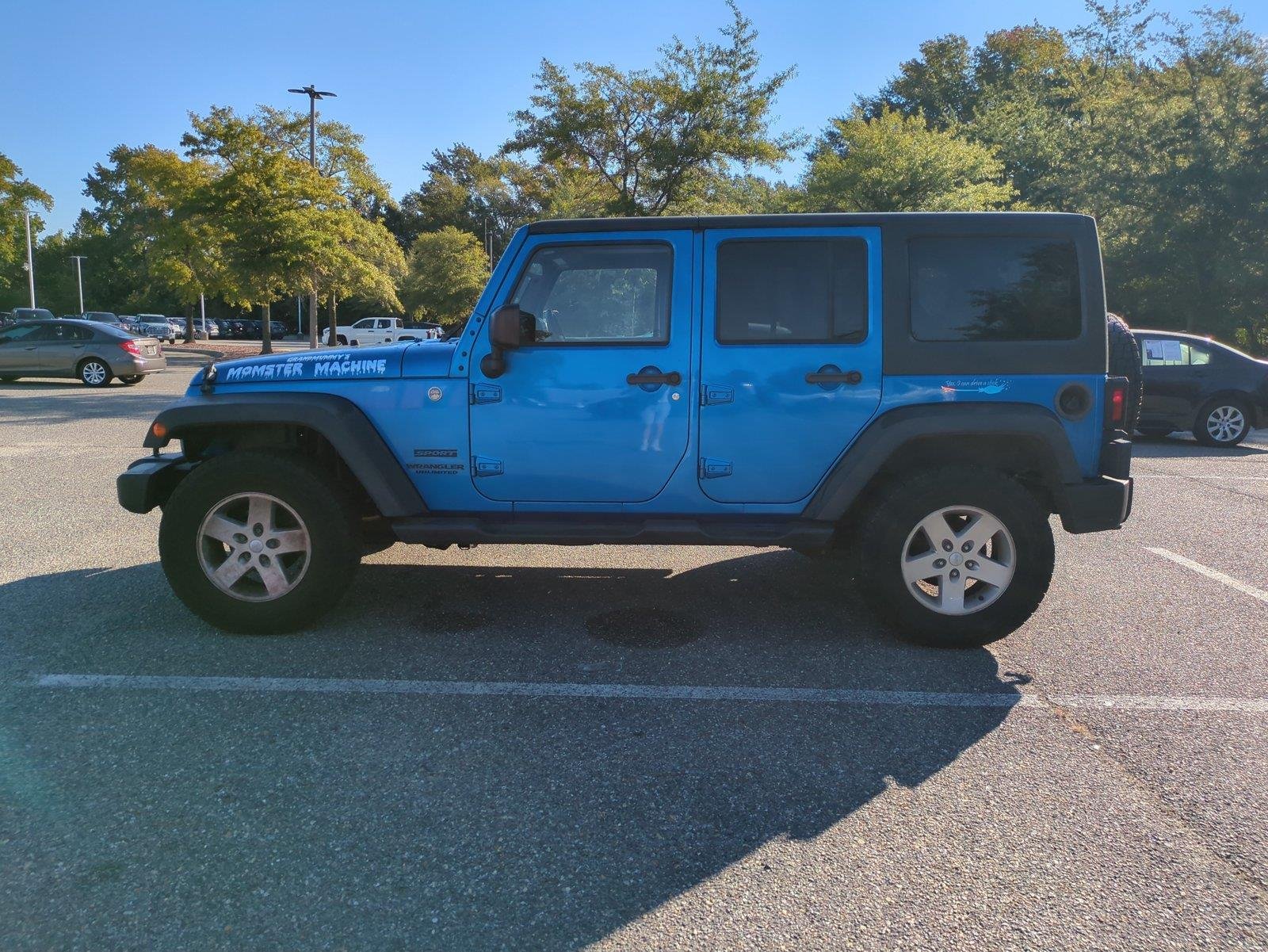 Used 2015 Hydro Blue Pearl Coat Jeep Sport image 6