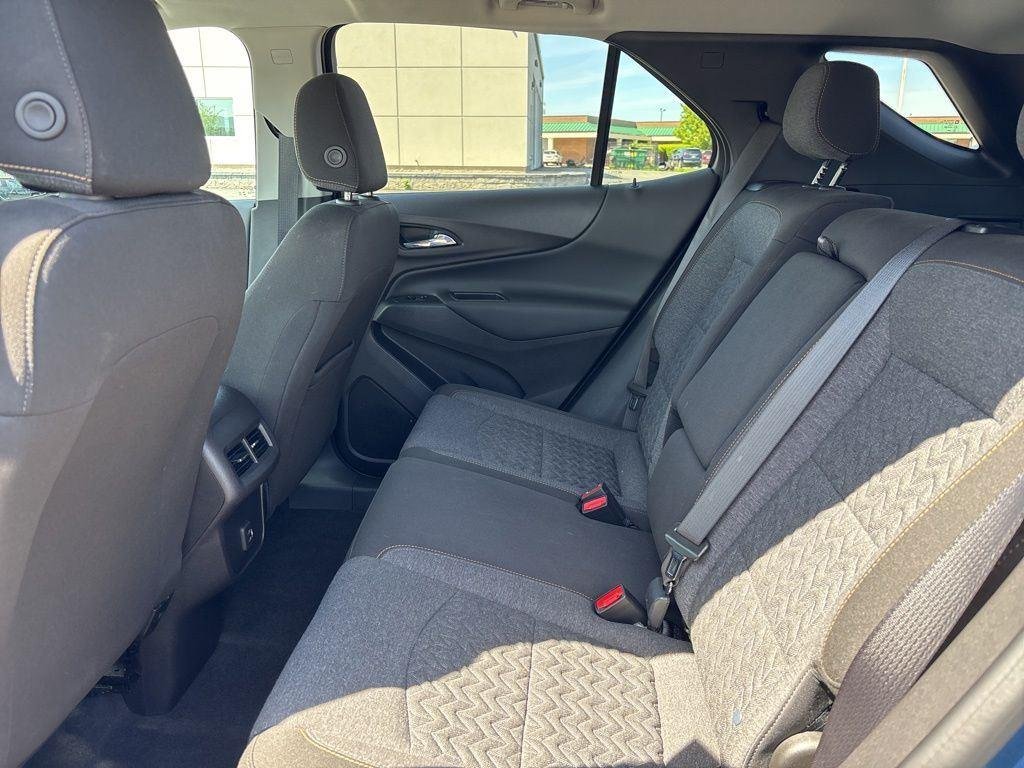 Used 2024 Lakeshore Blue Chevrolet LT image 33
