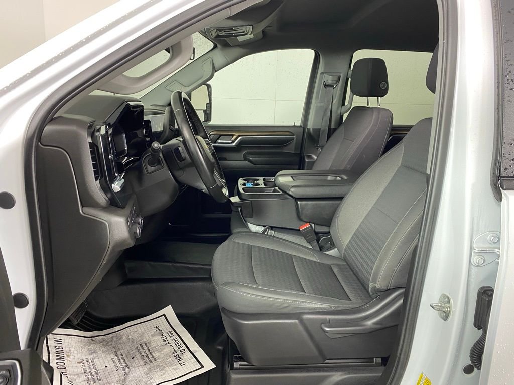 Used 2024 White Chevrolet LT image 15