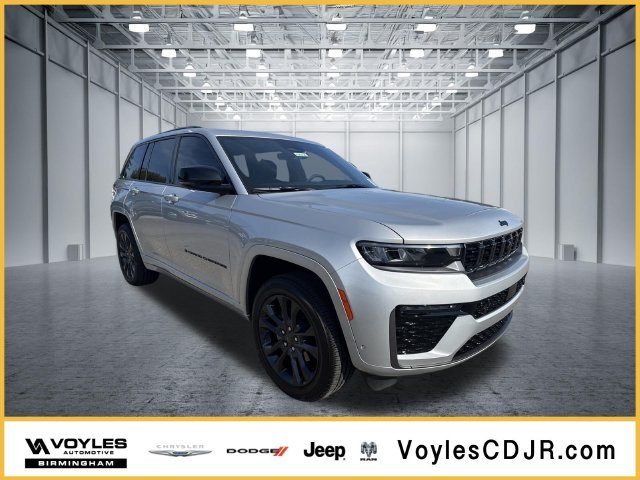 New 2026 Silver Jeep Limited Reserve image 1
