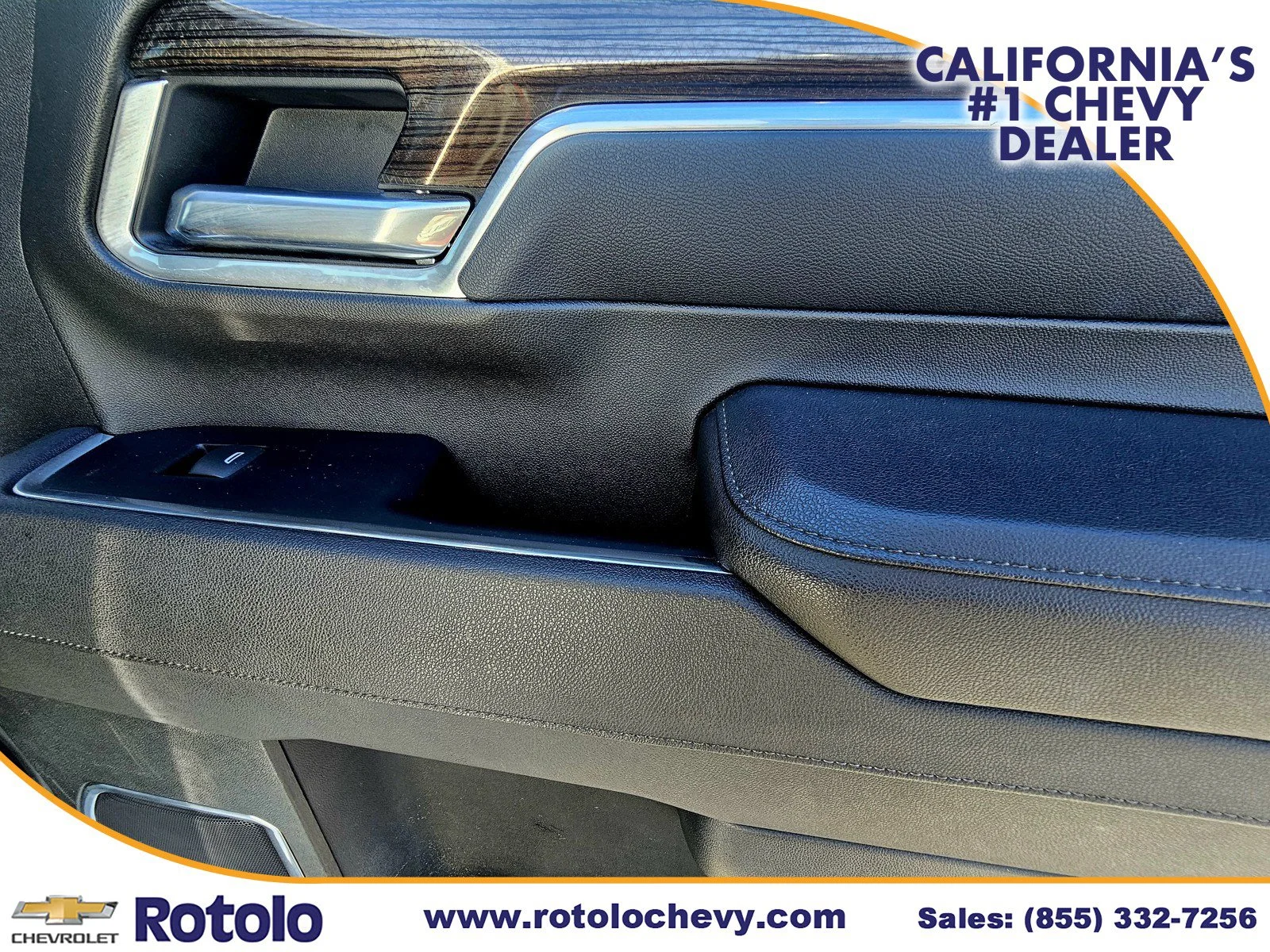 Used 2025 Summit White Chevrolet LT image 13
