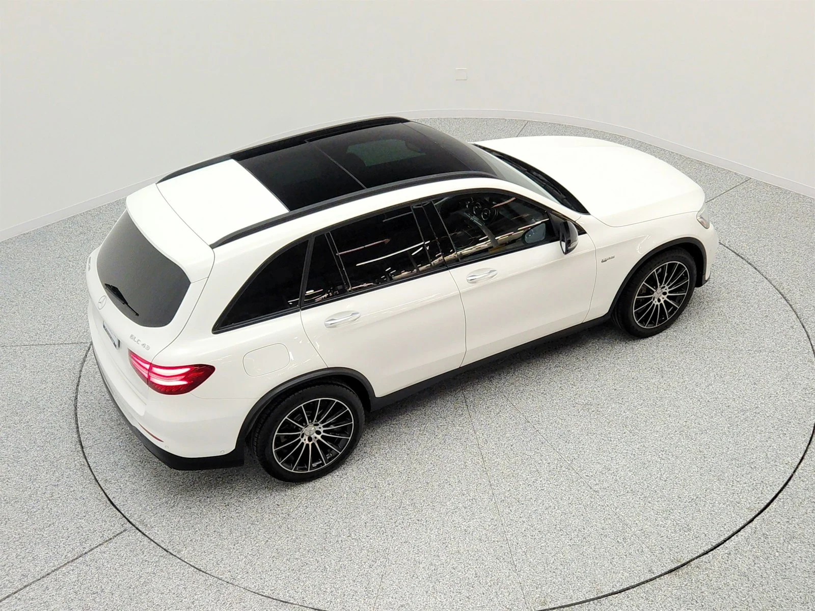Used 2018 Polar White Mercedes-Benz AMG® GLC 43 4MATIC SUV image 26