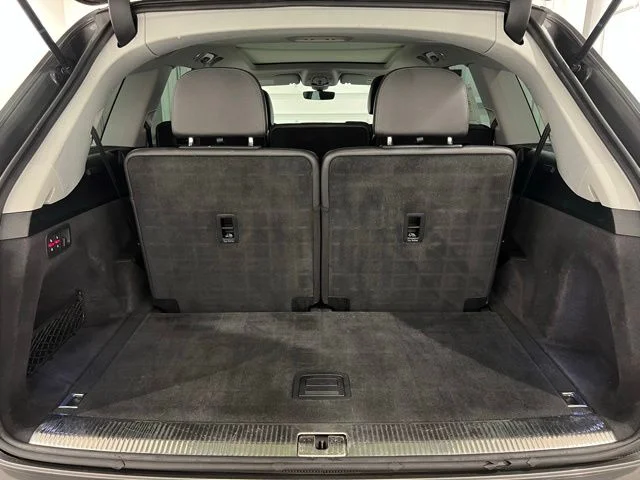 Used 2018 Gray Audi 2.0T Premium Plus image 24