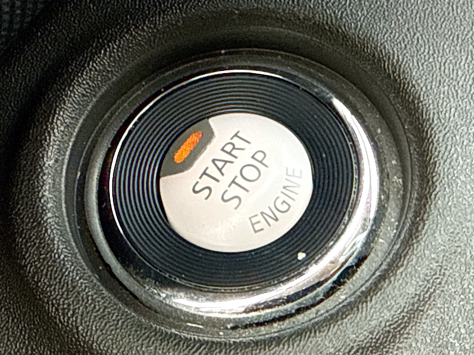 Used 2020 Arctic Blue Metallic Nissan SV image 33