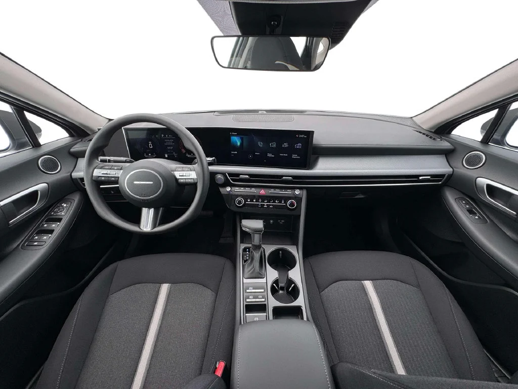 New 2026 Blue Hyundai SE image 13