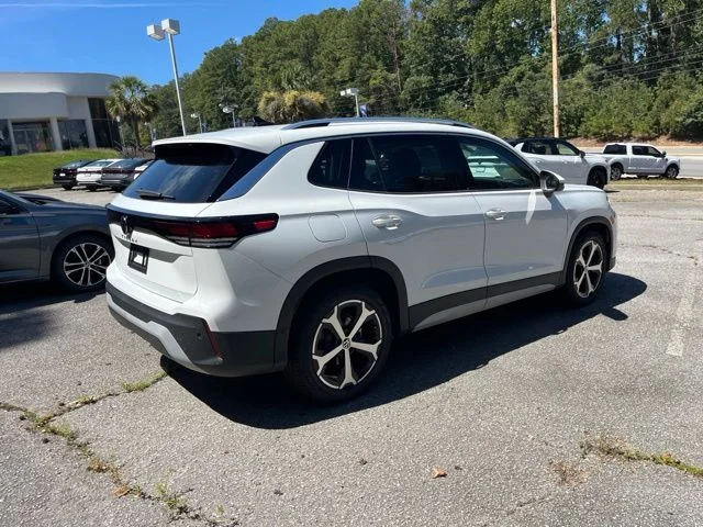 New 2026 White/off-white Volkswagen 2.0T SE image 3