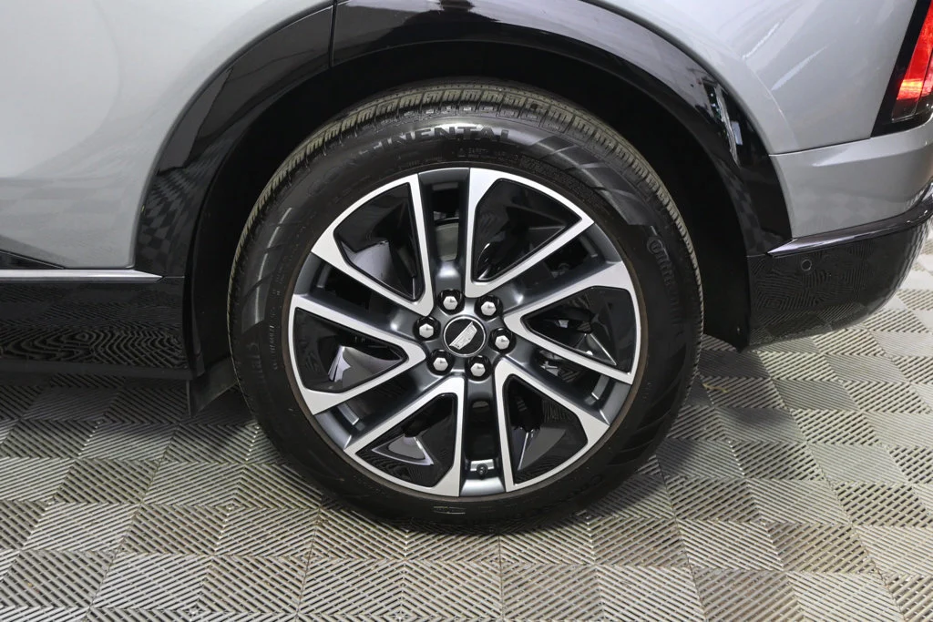 2026 Cadillac OPTIQ Sport - Photo 20