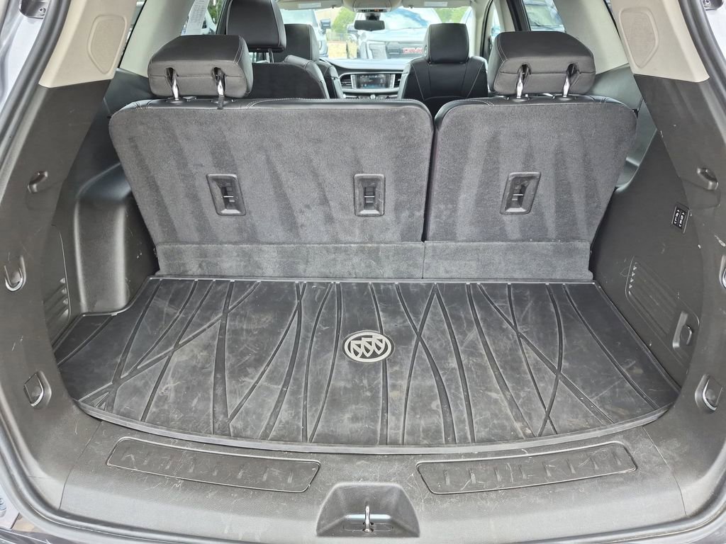 Used 2019 Includes Pitch Dark Night lower exterior accent color.) Buick Avenir image 44