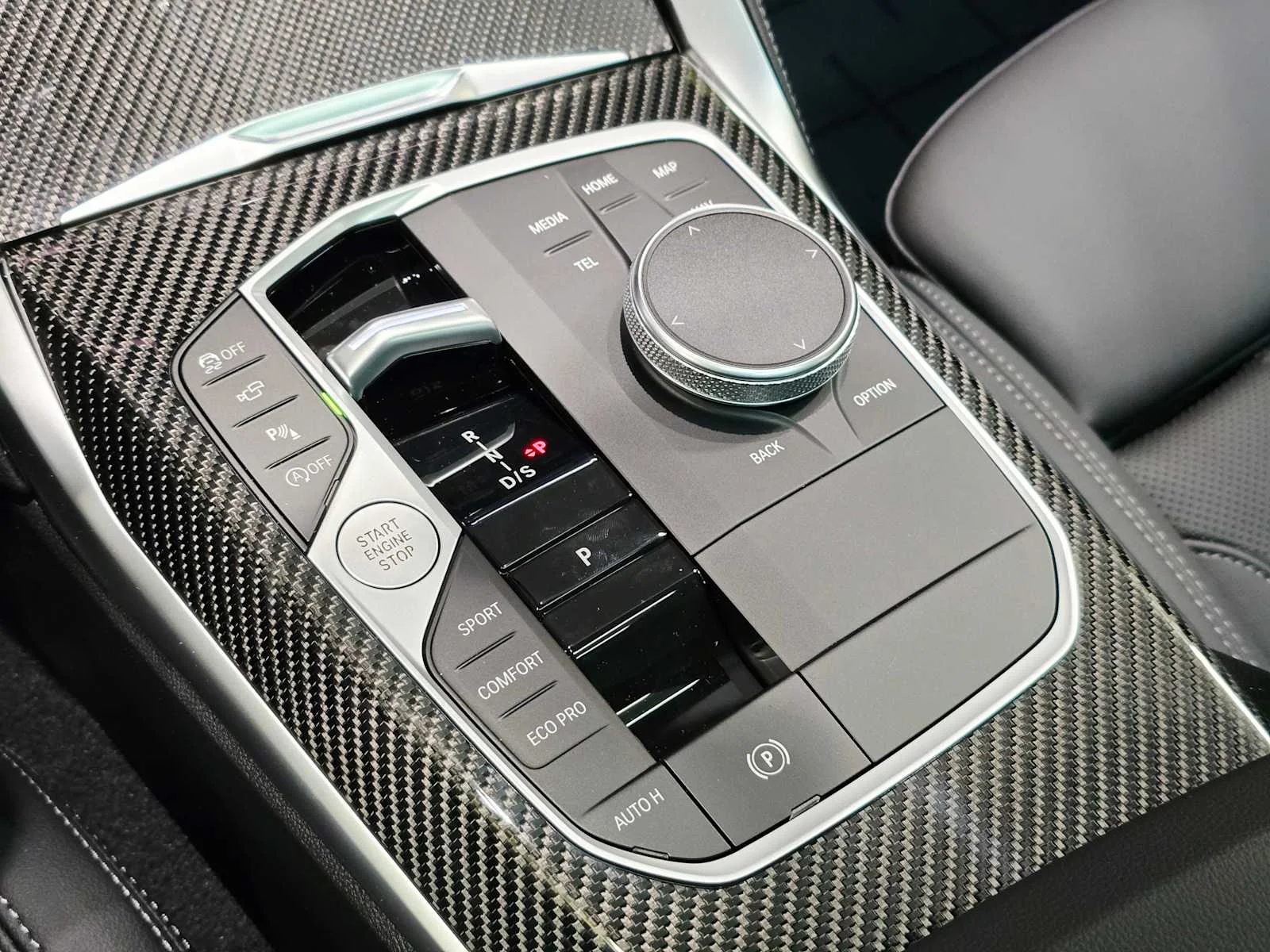 New 2026 Brooklyn Grey Metallic BMW xDrive image 16