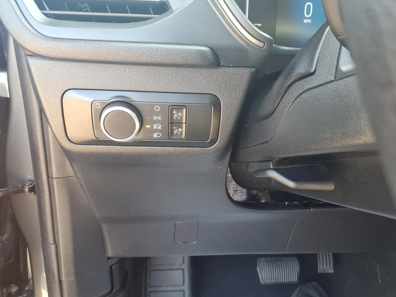 Used 2025 Gray Metallic Ford Active image 25