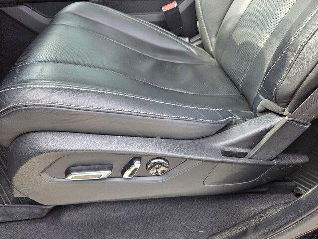Used 2022 Majestic Black Pearl Acura Technology image 12