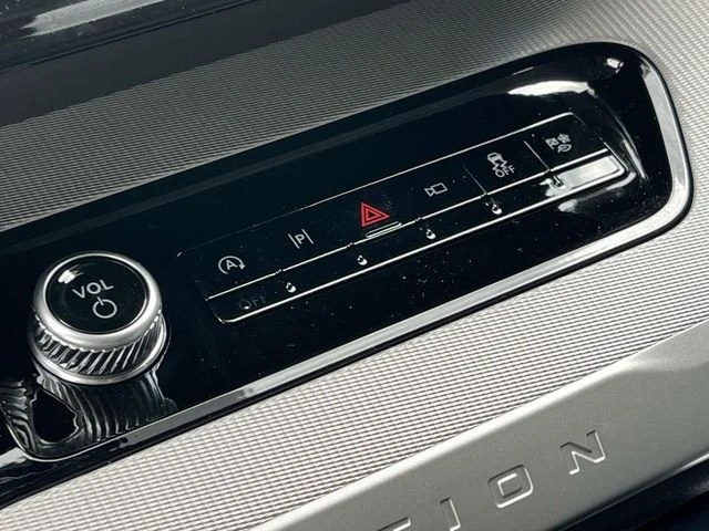 New 2027 Glacier Gray Metallic Tri-Coat Ford MAX Active image 21