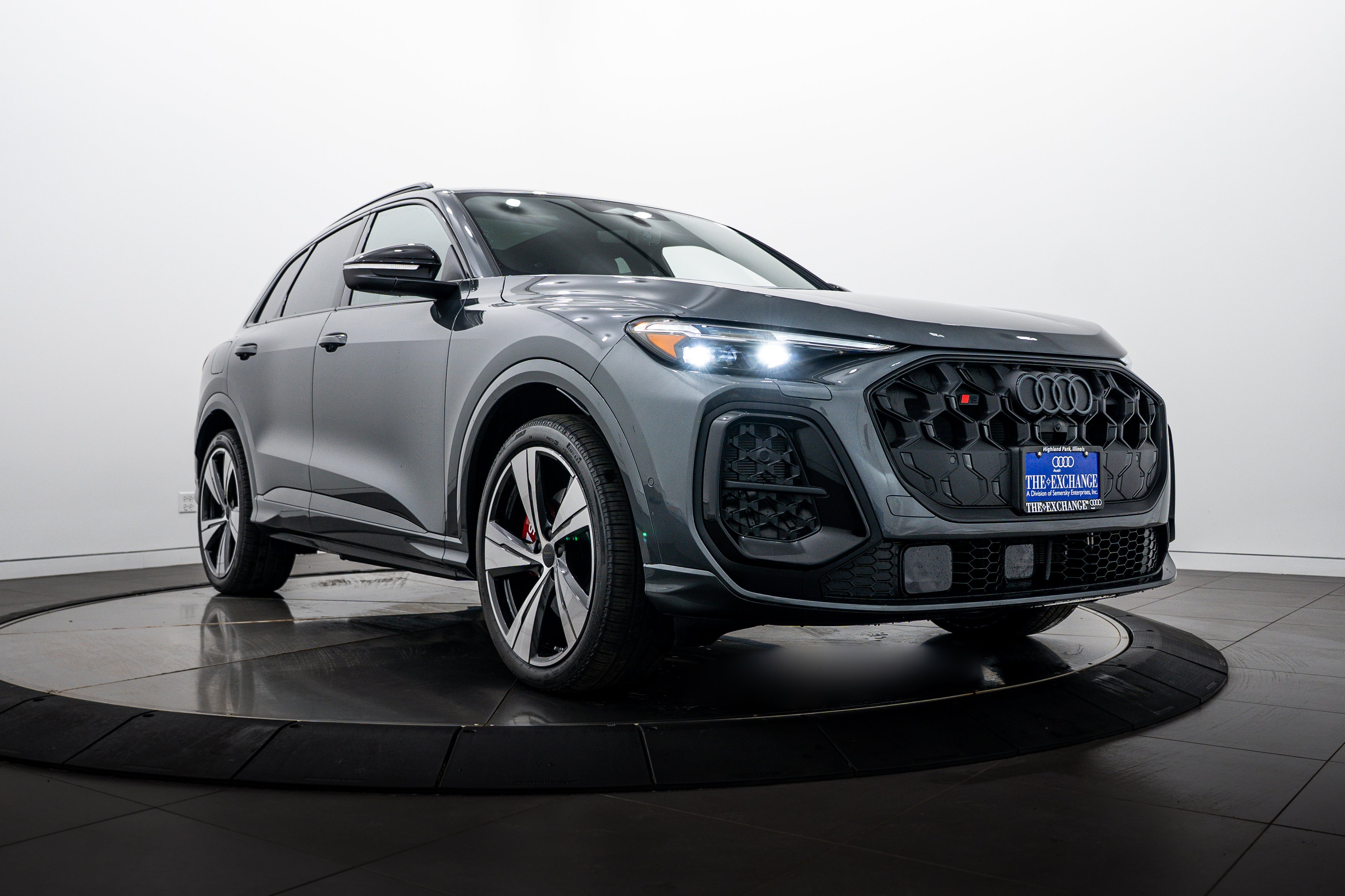 2026 Audi SQ5 Premium Plus quattro's photo