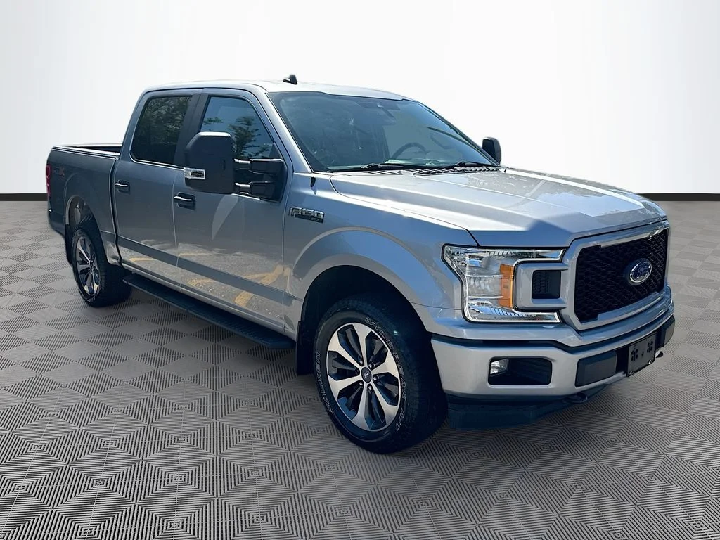 Used 2020 Silver Ford XL image 4