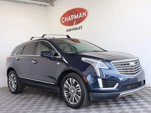 2017 Cadillac XT5 AWD Platinum's photo