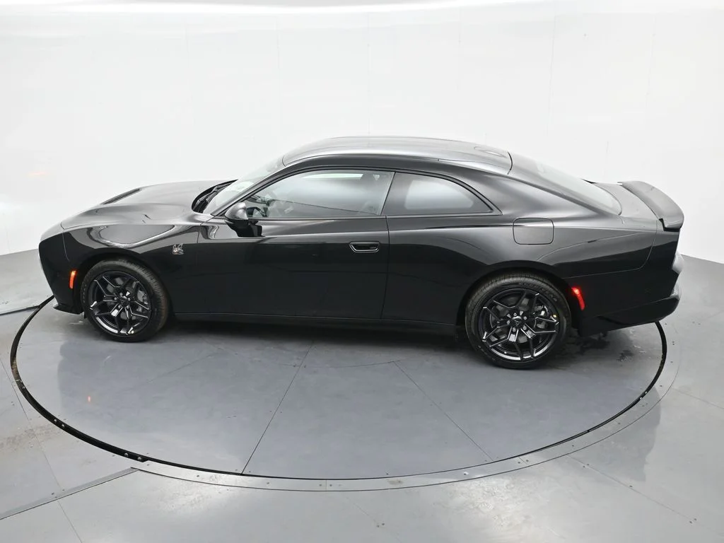 New 2026 Diamond Black Crystal Pearlcoat Dodge Scat Pack image 30