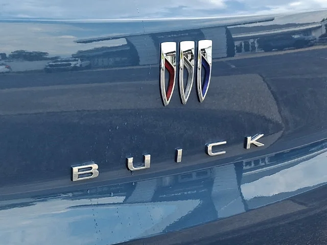 New 2026 Ocean Blue Metallic Buick Preferred image 21