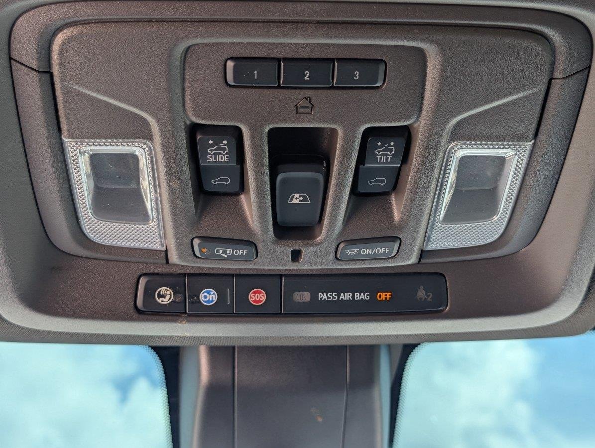 Used 2021 SUMMIT WHITE Chevrolet LTZ image 22