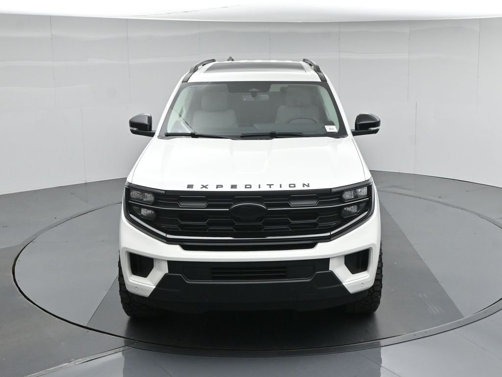 New 2026 Star White Metallic Tri-Coat Ford Active image 38