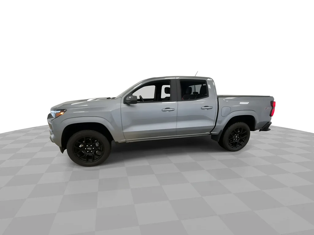 Used 2025 Sterling Gray Metallic Chevrolet Z71 image 6