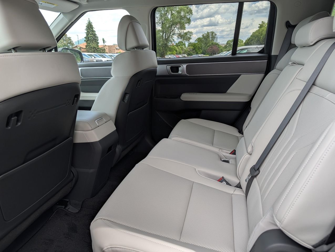 New 2026 Rockwood Green Hyundai SEL image 8