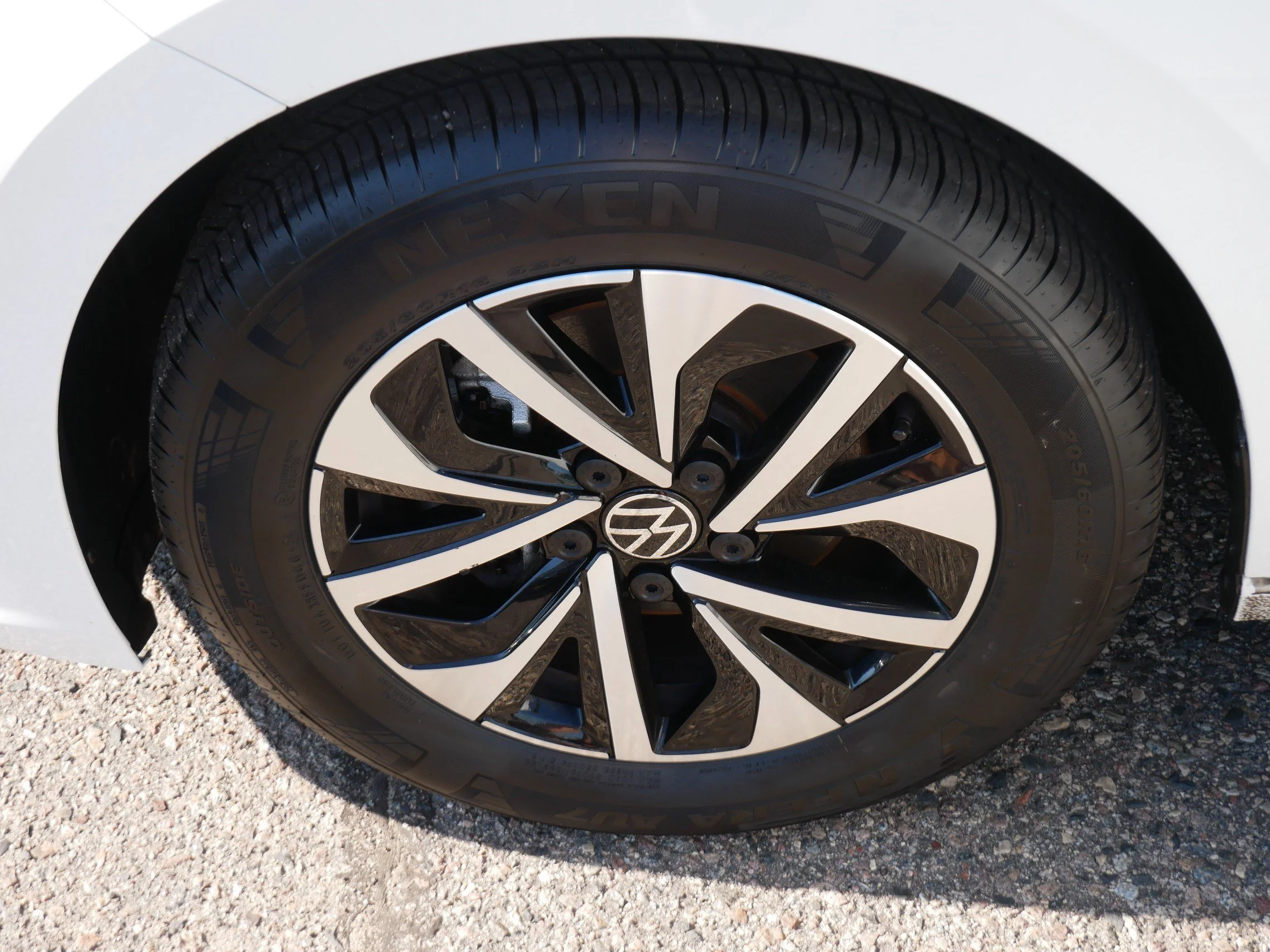 Certified Used 2024 Pure White Volkswagen S image 15