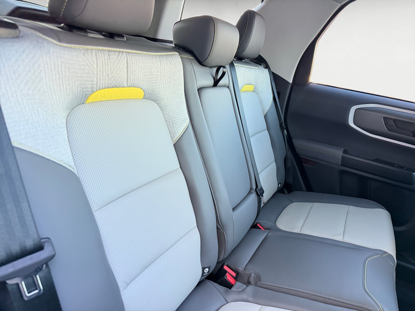 New 2026 Carbonized Gray Metallic Ford Badlands image 18