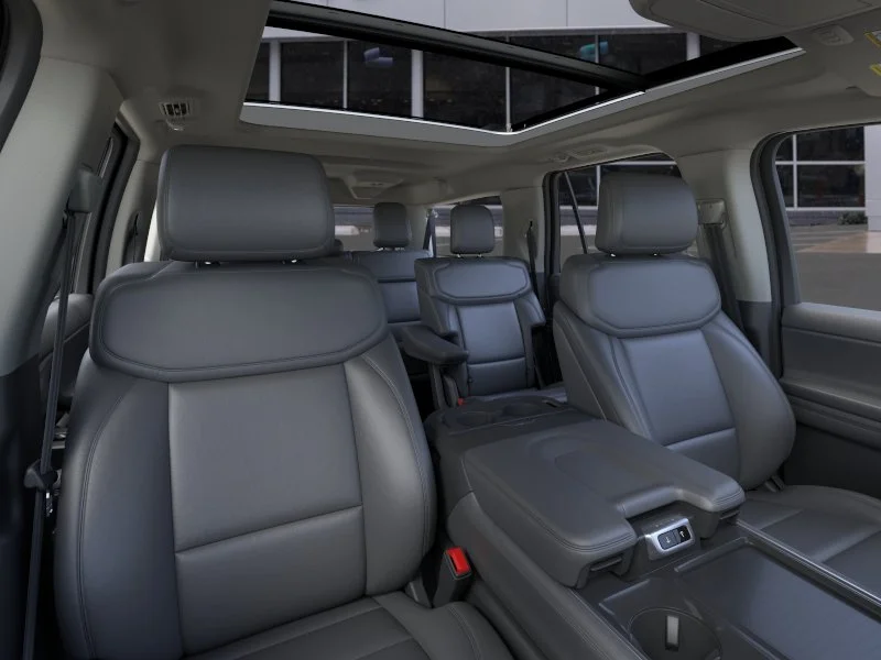 New 2026 Star White Metallic Tri-Coat Ford Active image 10