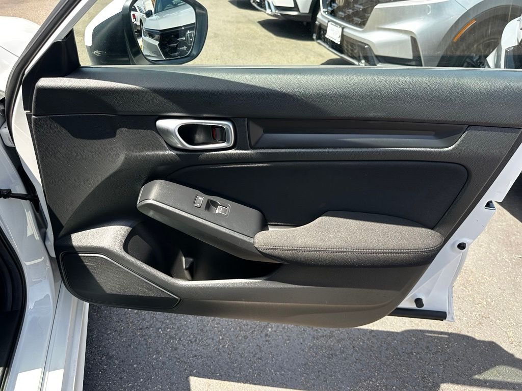 Used 2024  Honda LX image 14