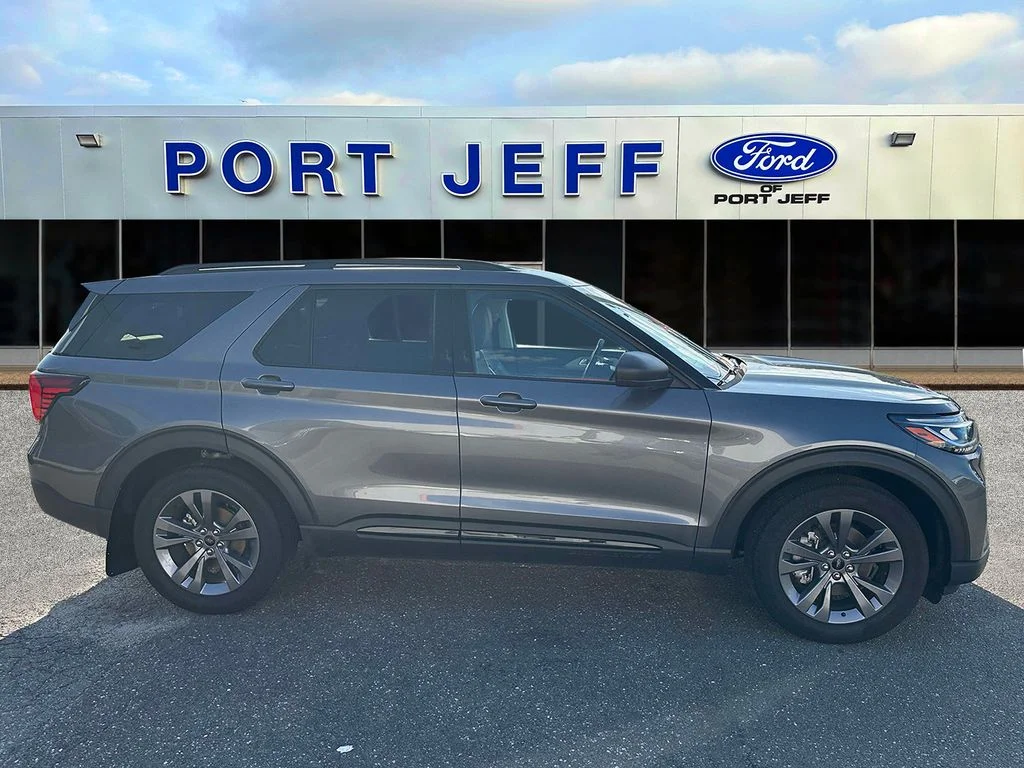 Used 2026 Gray Metallic Ford Active image 4