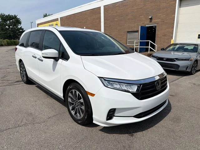 Used 2024  Honda EX-L image 11