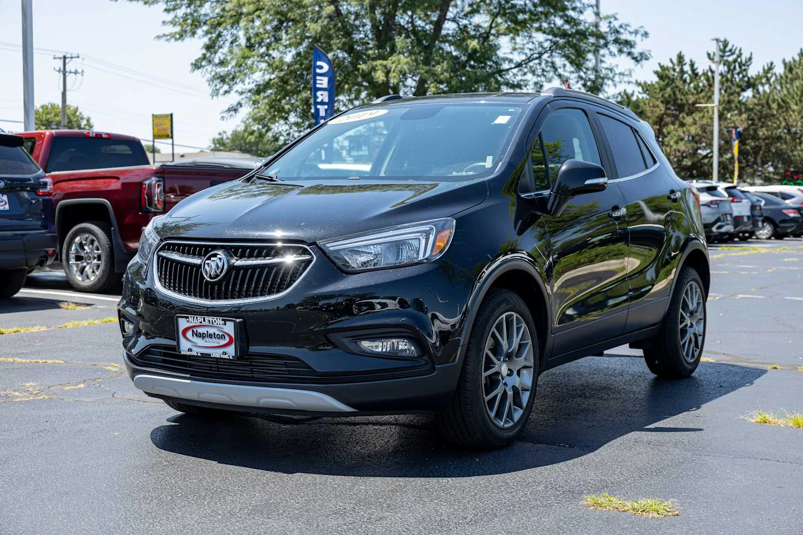 Used 2019 Ebony Twilight Metallic Buick Sport Touring image 3