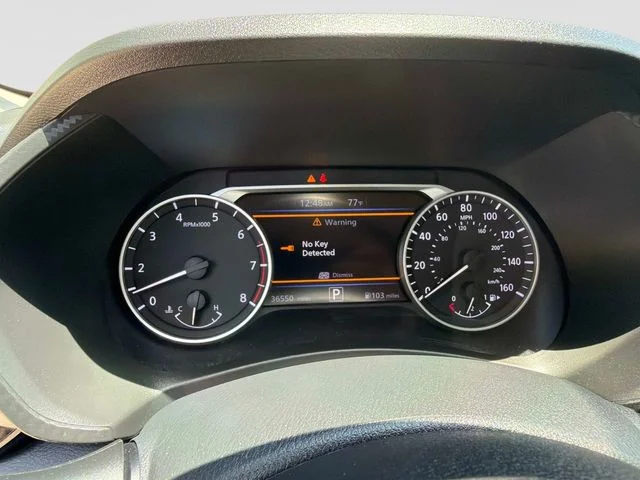 Used 2025 Gray Nissan SR image 25