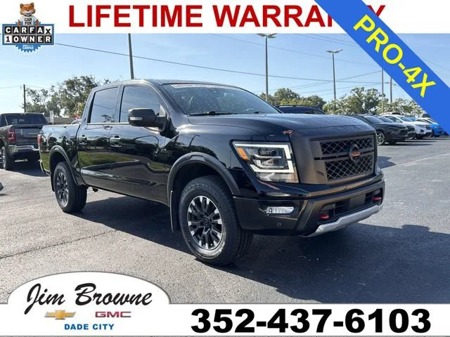 2022 Nissan TITAN Crew Cab PRO-4X 4x4