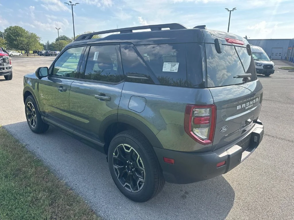 New 2026 Gray Ford Outer Banks image 11