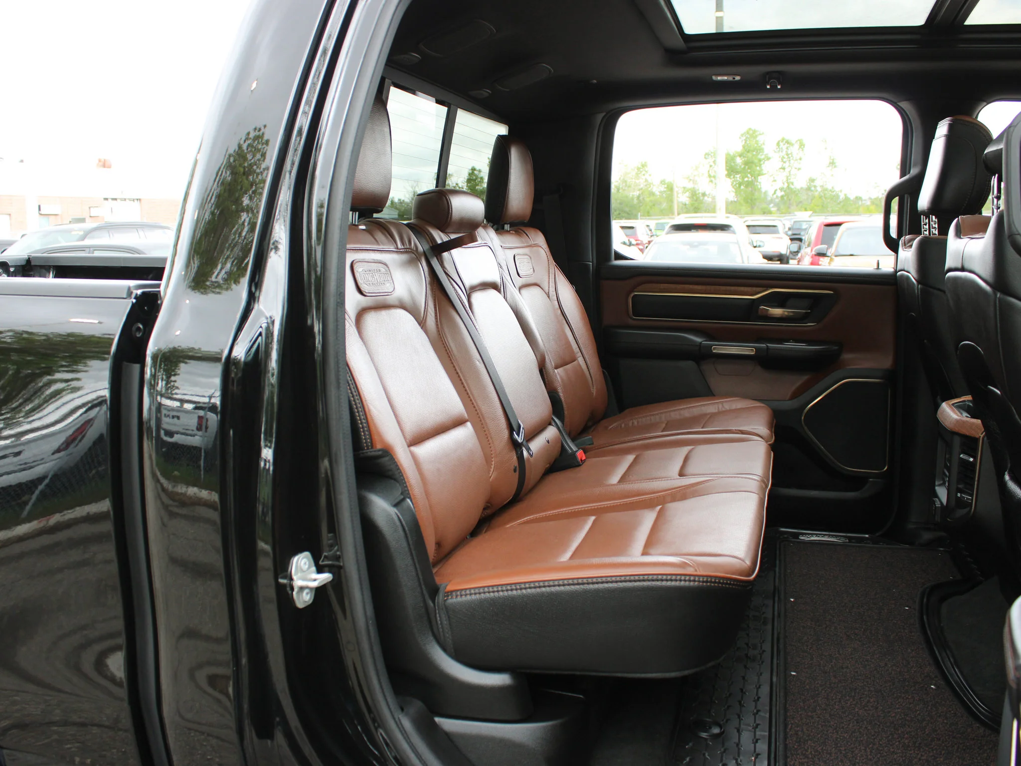 Certified Used 2023 Black RAM Limited Longhorn * HEMI V8 | Trailer Tow | Running Boards | Apple CarPlay | RamBox | Head-Up Display image 18