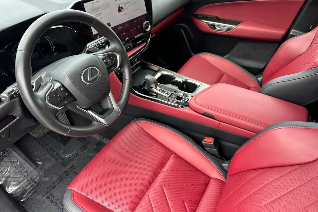 2025 Lexus NX Hybrid 350h - Photo 10